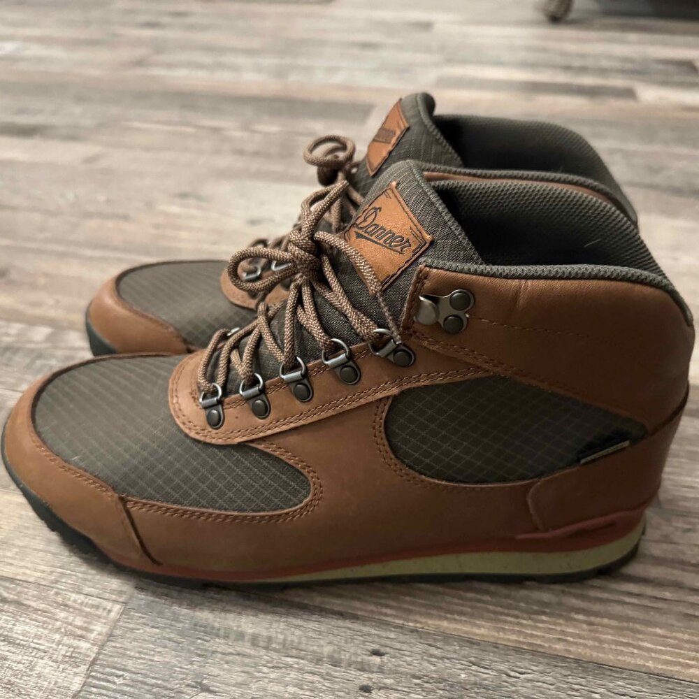 Danner Jag Low Shoes – Men’s Size 11 – Excellent Condition